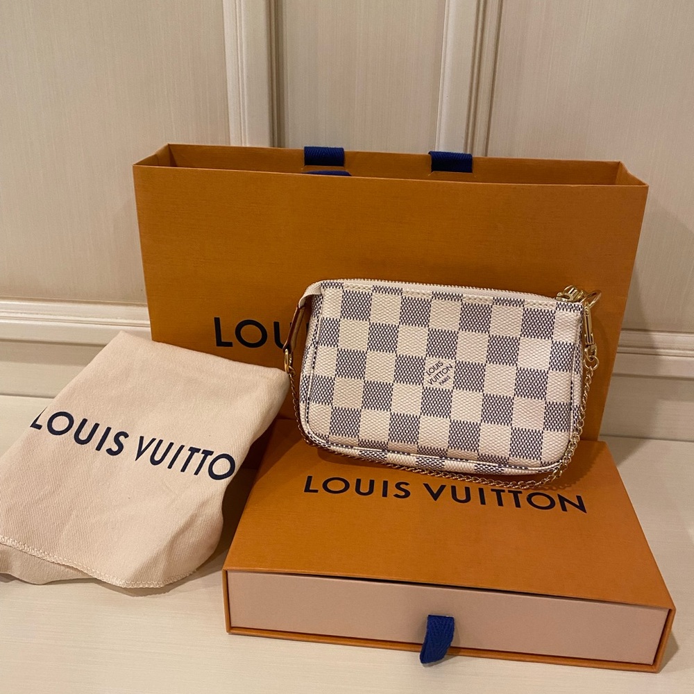 Lv mini pochette